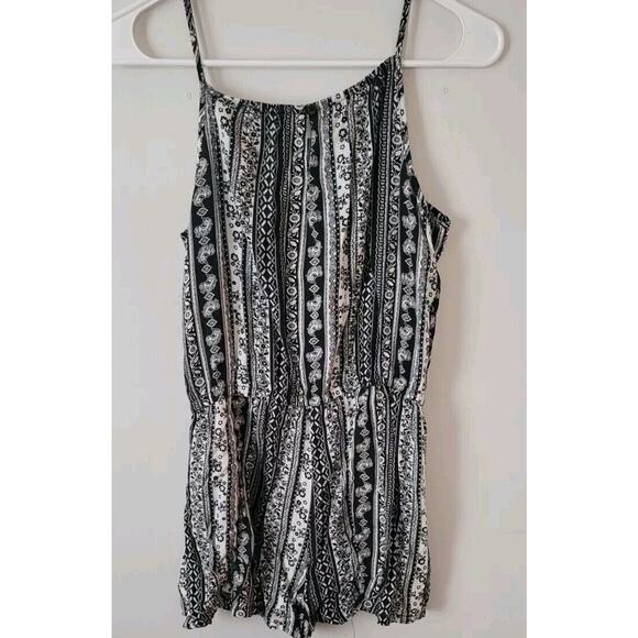 Joey B Girls Sz. XL Black/White Romper Shorts Unicorns Floral Fun - Picture 2 of 8